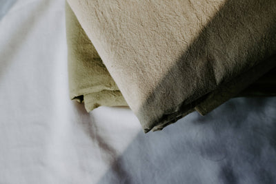 オーダーメイド　ネパール草木染め　天然素材のベッドシート　Sesame色