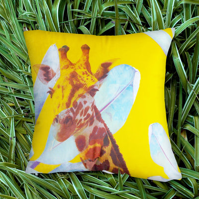 cushions_giraffe