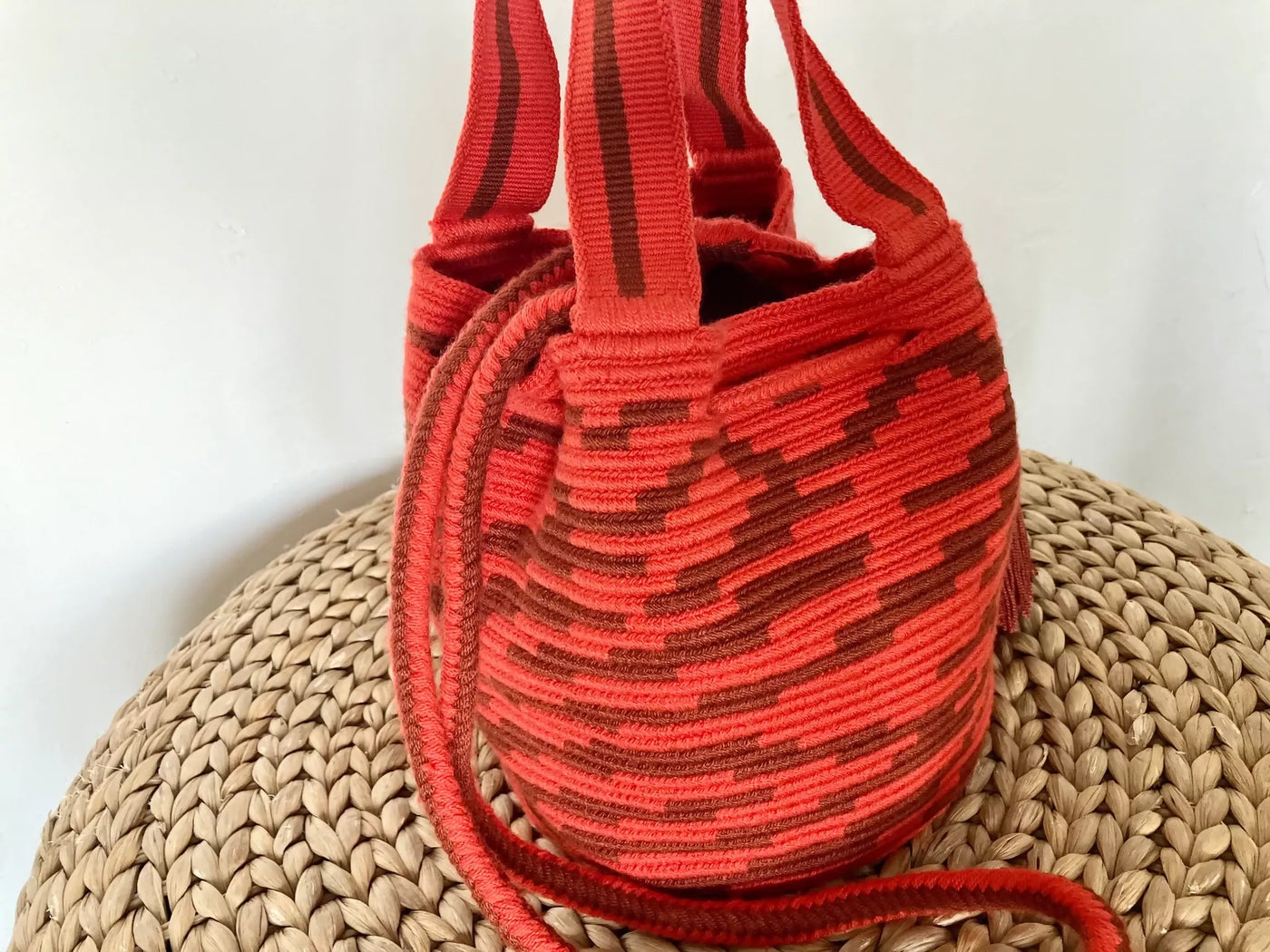 コロンビア発 Pumba Bag Medium Copper Red (C) アクリル 100%