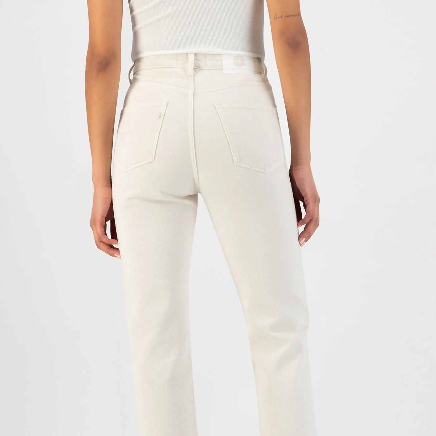 Relaxed Rose (Rosie) - Off White - W26 L28 (womens)