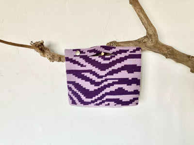 コロンビア発Pumba Bag Small Purple アクリル 100%