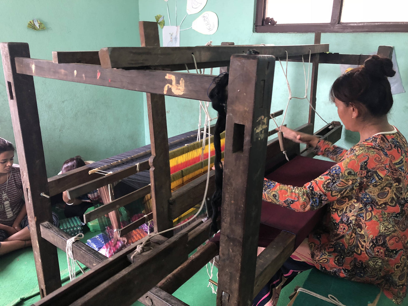 ネパール　パシュミナ100％マフラー（手紡ぎ・手織り） 暮らし　セレクトショップ　エシカル  オンライン ショップ 　買い物 　な商品　セプルモ　SEPLUMO　ファッション　ハンドメイド　ナチュラル　SDGS　サスティナブル